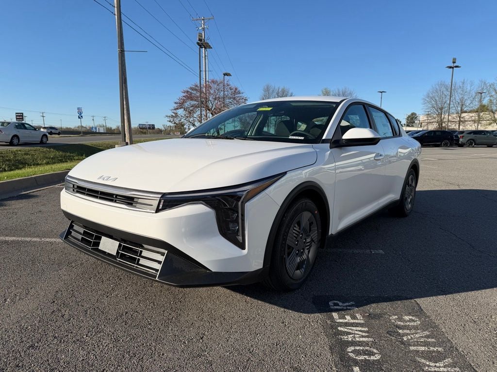 2026 Kia K4 LX