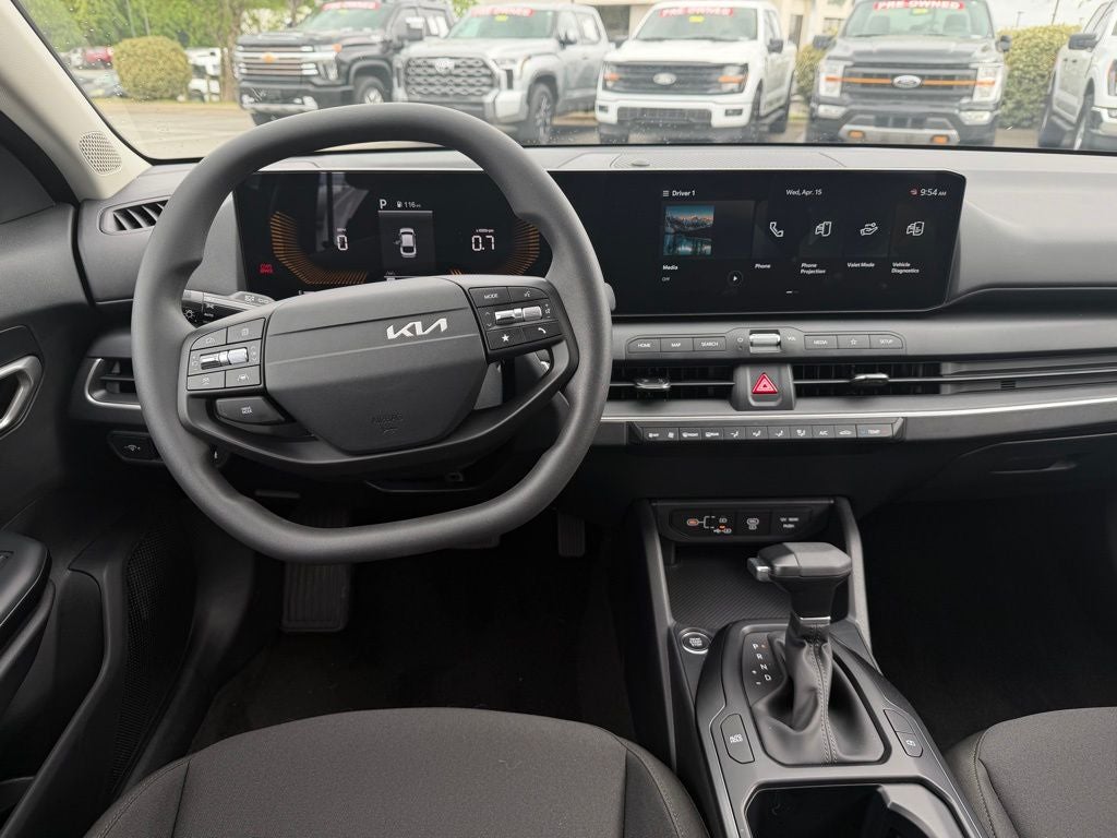 2026 Kia K4 LXS
