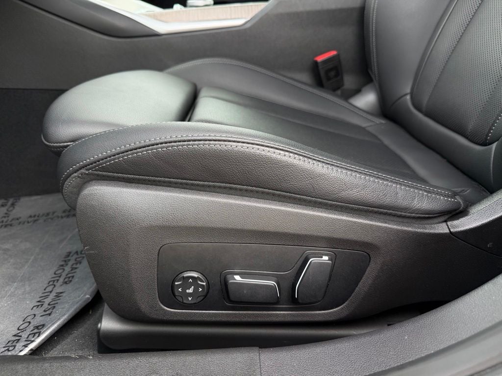 2025 BMW 3 Series 330i