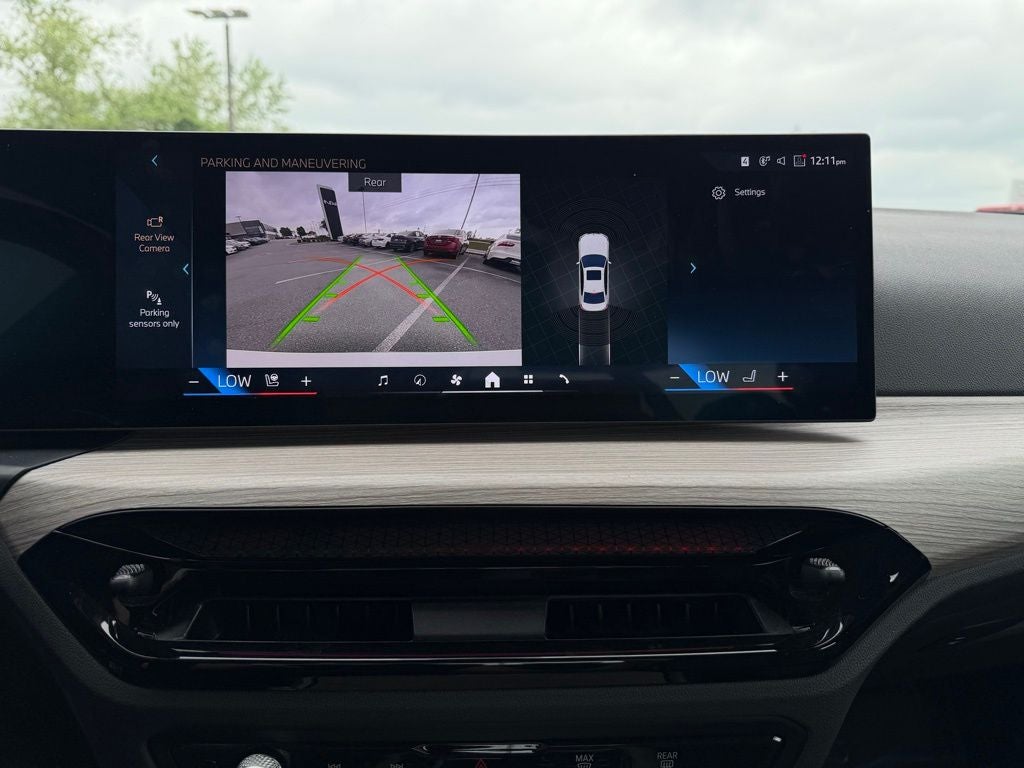 2025 BMW 3 Series 330i