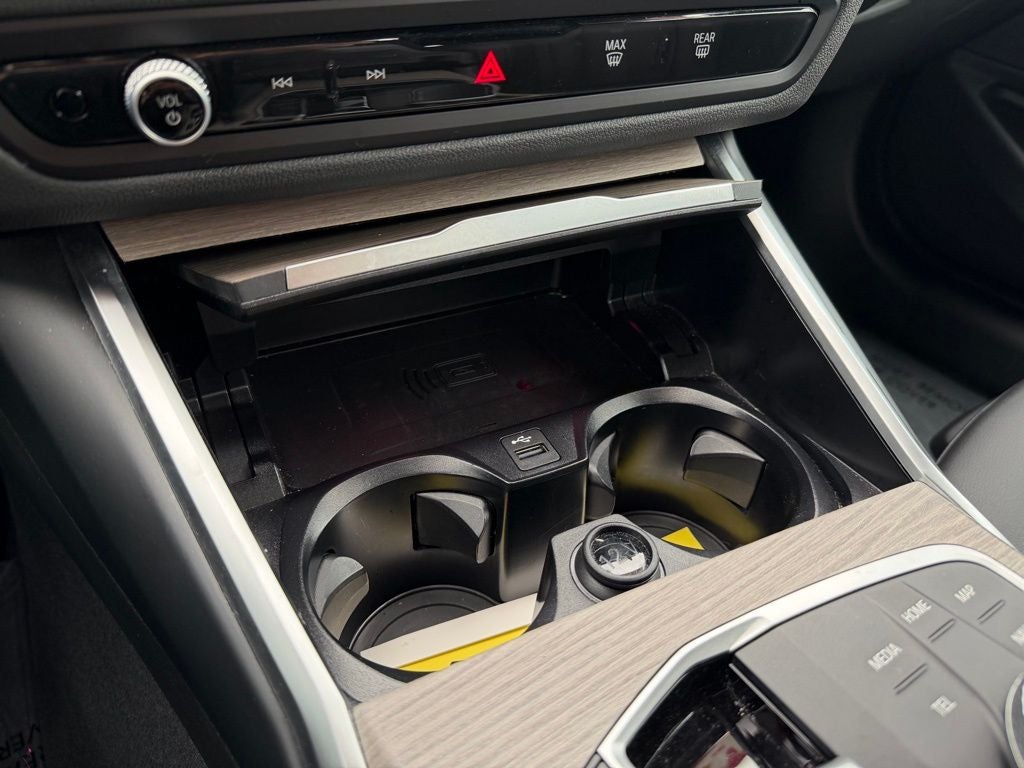 2025 BMW 3 Series 330i