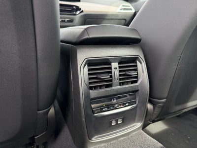 2025 BMW 3 Series 330i