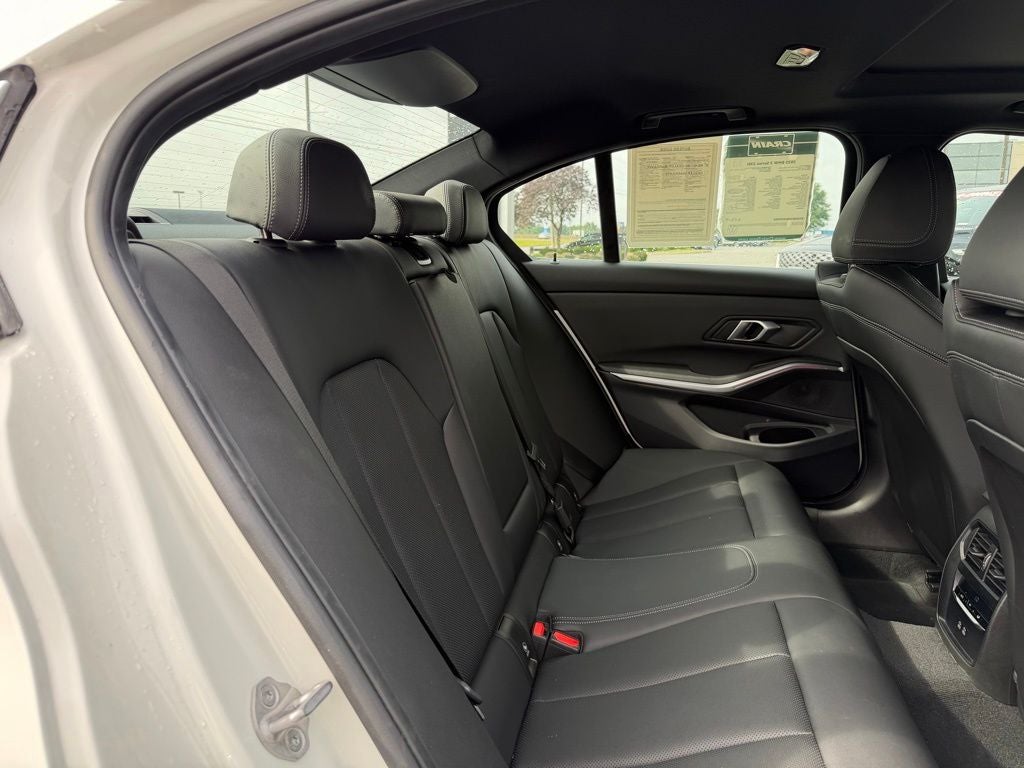 2025 BMW 3 Series 330i