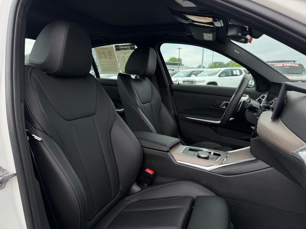 2025 BMW 3 Series 330i