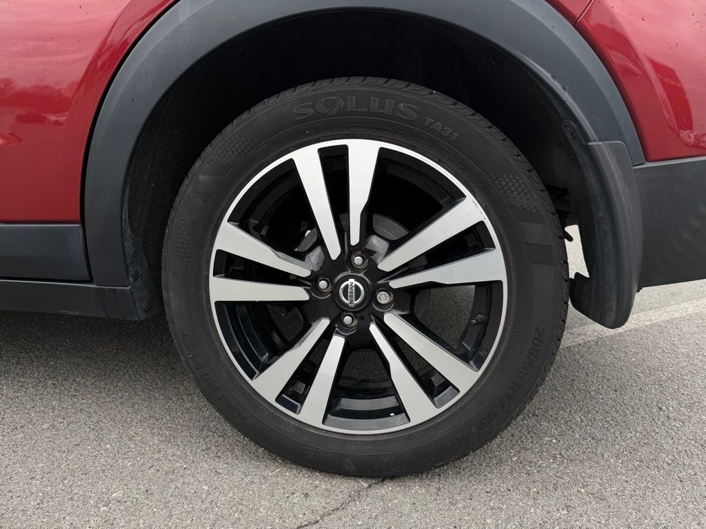 2020 Nissan Kicks SR