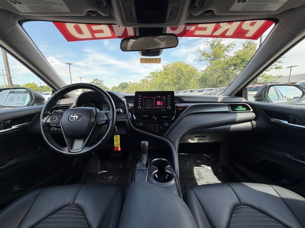 2022 Toyota Camry SE