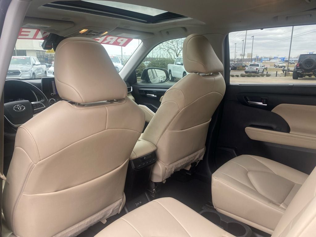 2023 Toyota Highlander XLE