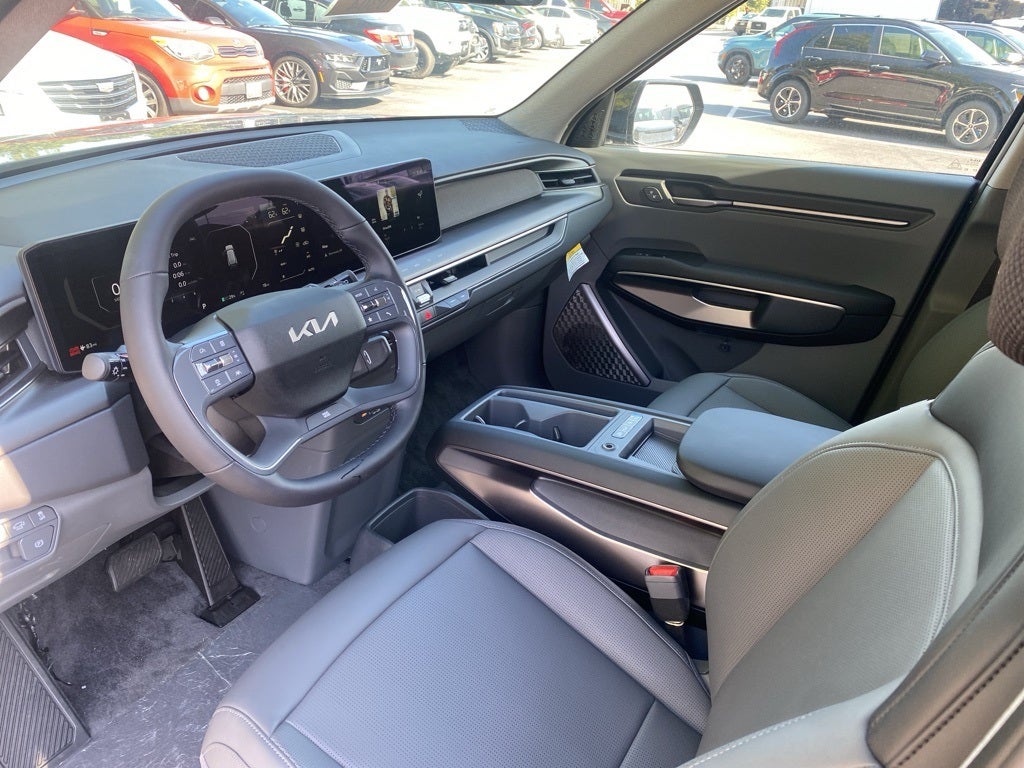 2026 Kia EV9 Light Long Range