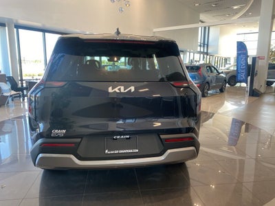 2026 Kia EV9 Light Long Range