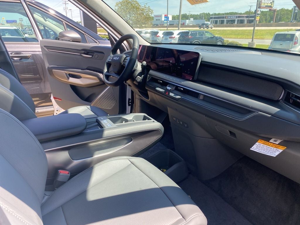 2026 Kia EV9 Light Long Range