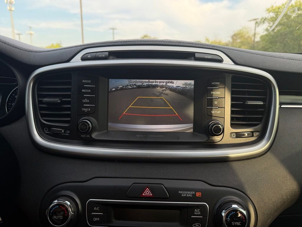 2019 Kia Sorento LX