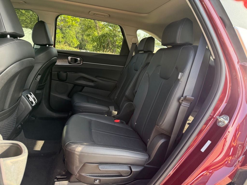 2025 Kia Sorento EX