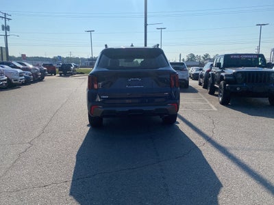 2025 Kia Sorento X-Line EX