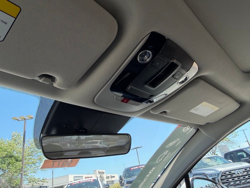 2025 Kia K5 EX