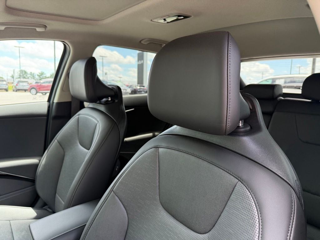2025 Kia Niro SX