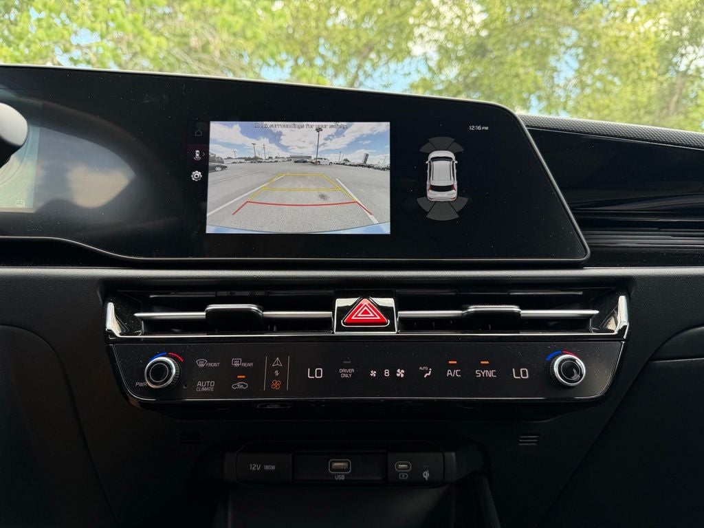 2025 Kia Niro SX