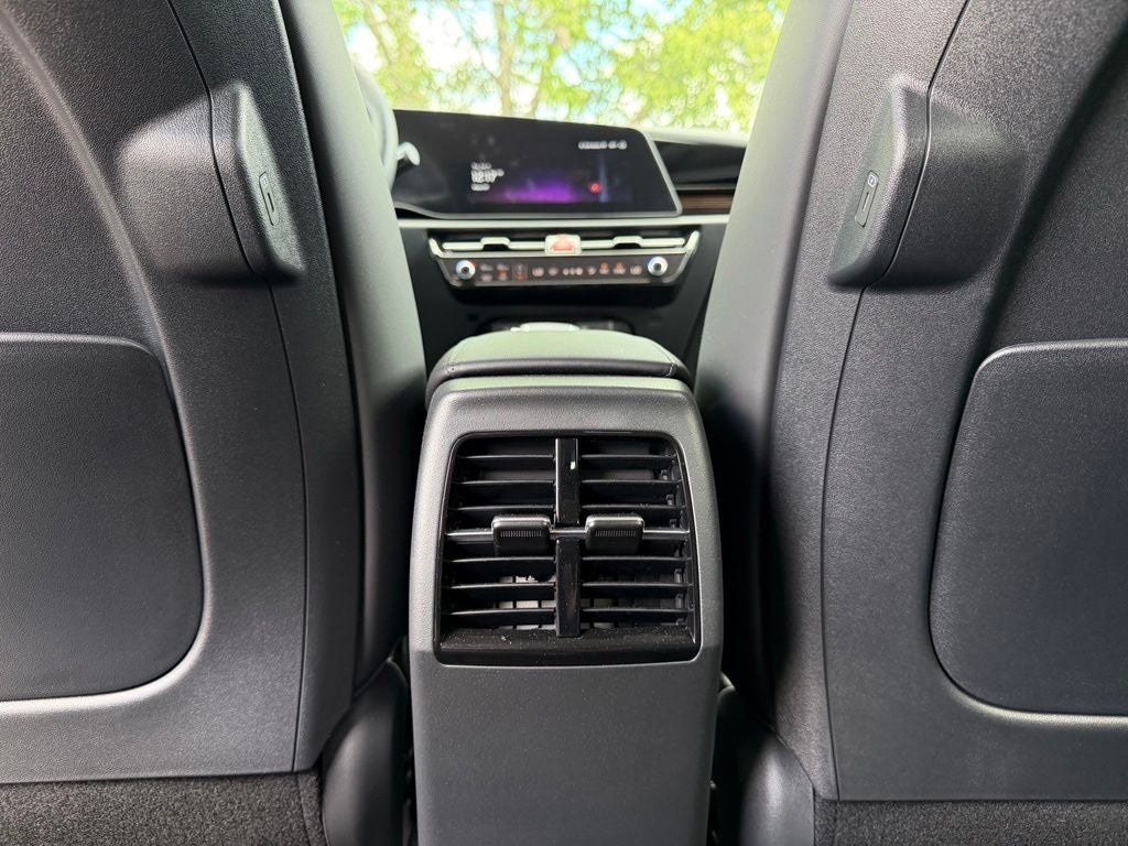 2025 Kia Niro SX