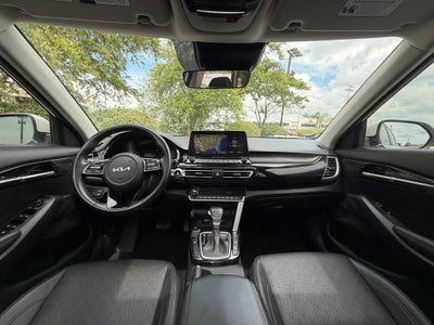 2023 Kia Seltos EX