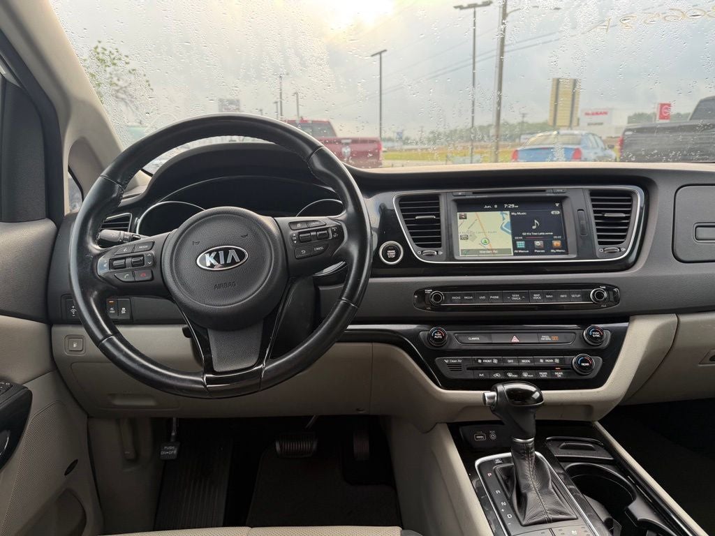 2015 Kia Sedona SX