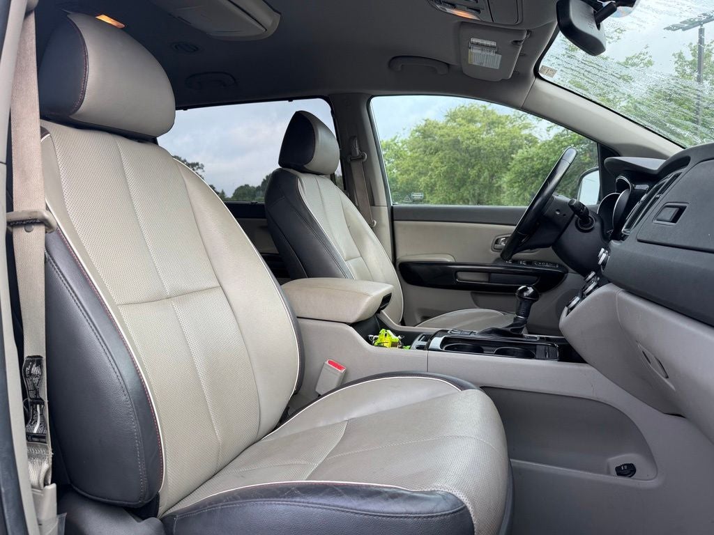 2015 Kia Sedona SX