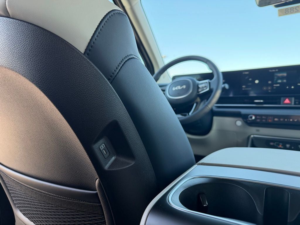 2026 Kia Carnival Hybrid EX