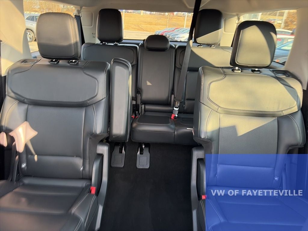 2025 Ford Expedition Max Platinum CLEAN 1-OWNER CARFAX