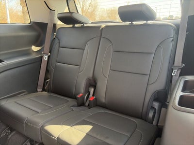 2023 GMC Acadia SLT CLEAN CARFAX LOW MILES!!