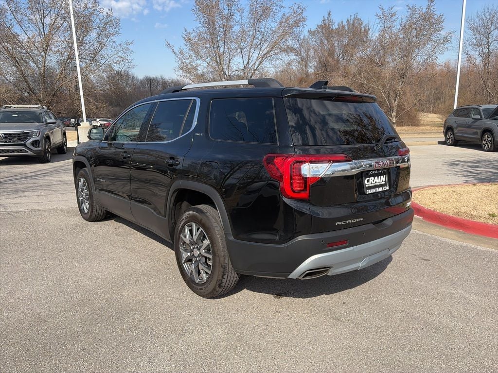 2023 GMC Acadia SLT CLEAN CARFAX LOW MILES!!
