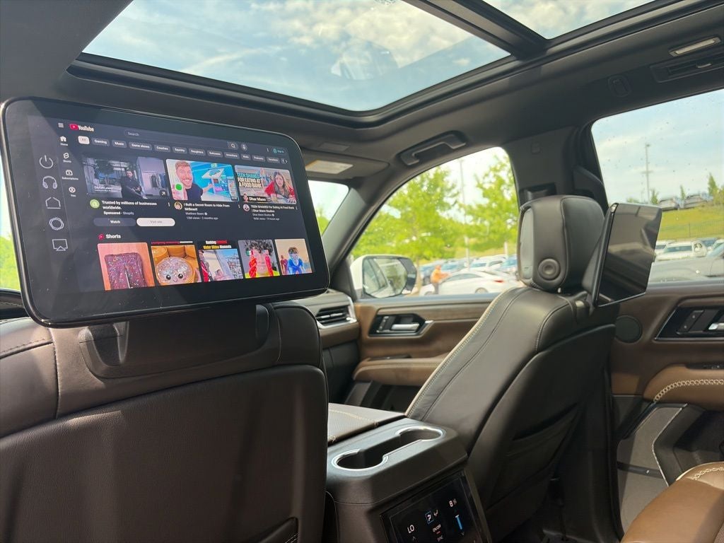 2026 GMC Yukon Denali Ultimate Executive Seating Pkg