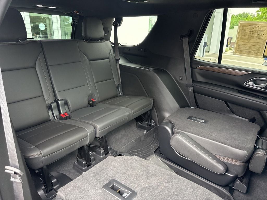 2023 Chevrolet Tahoe High Country PANORAMIC ROOF AND 1OWNER CLEAN CARFAX