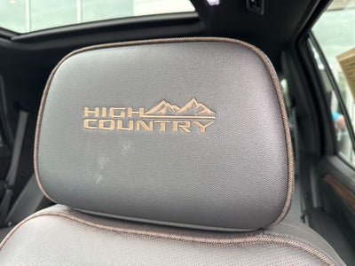2023 Chevrolet Tahoe High Country PANORAMIC ROOF AND 1OWNER CLEAN CARFAX