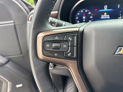 2023 Chevrolet Tahoe High Country PANORAMIC ROOF AND 1OWNER CLEAN CARFAX