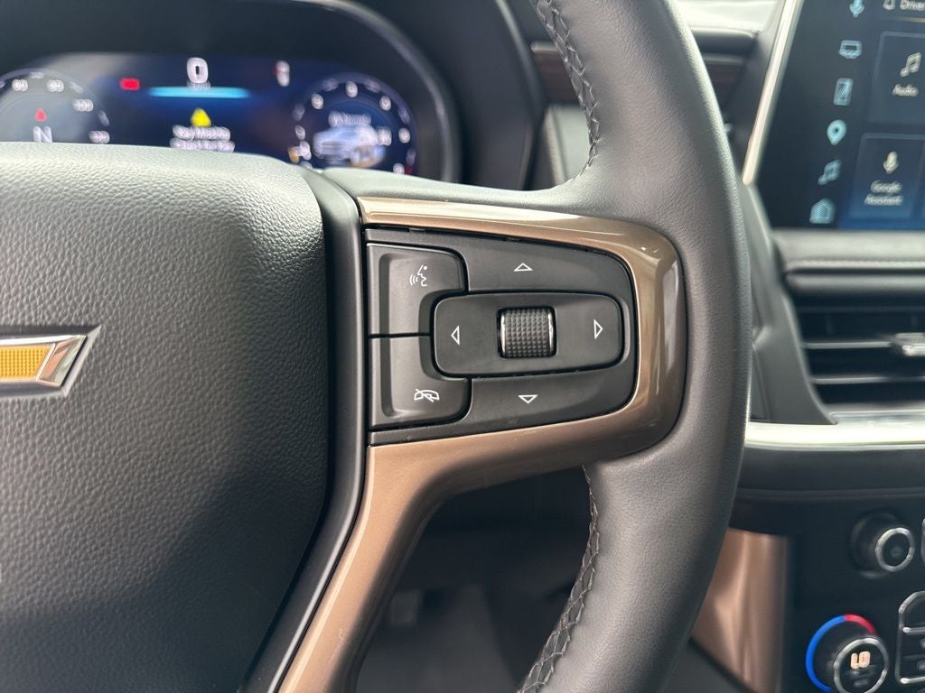 2023 Chevrolet Tahoe High Country PANORAMIC ROOF AND 1OWNER CLEAN CARFAX