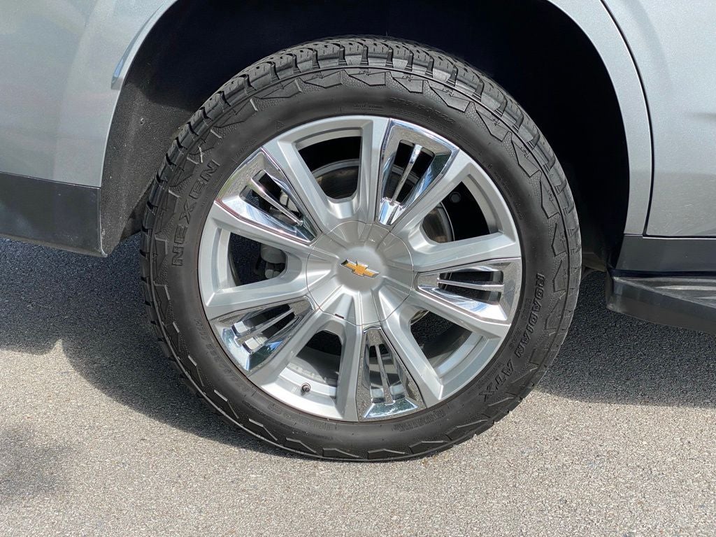 2023 Chevrolet Tahoe High Country PANORAMIC ROOF AND 1OWNER CLEAN CARFAX
