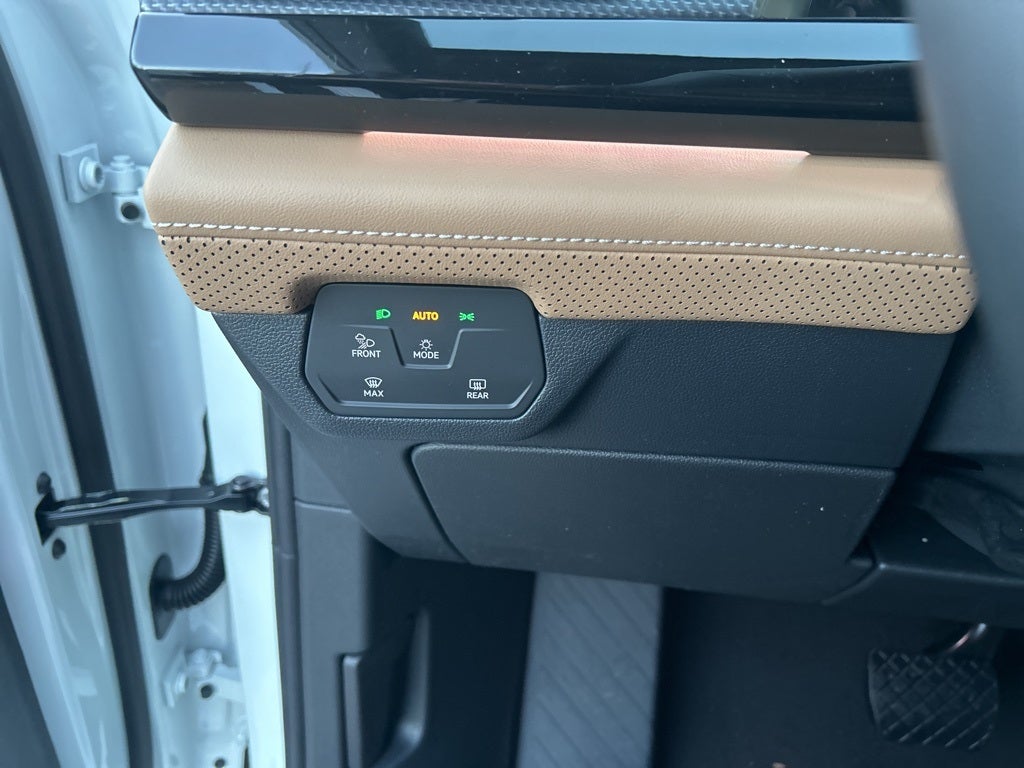 2026 Volkswagen Atlas Cross Sport 2.0T SEL