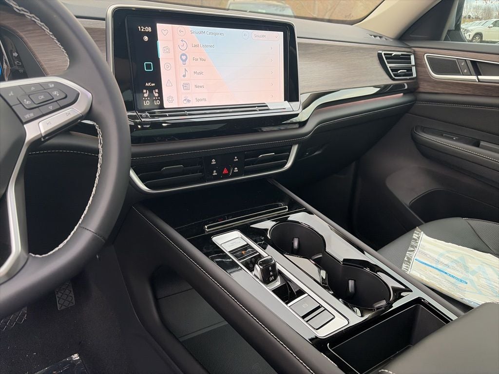 2026 Volkswagen Atlas 2.0T SEL