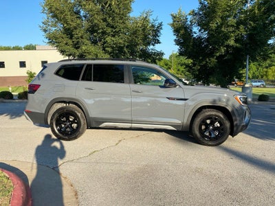 2026 Volkswagen Atlas 2.0T Peak Edition