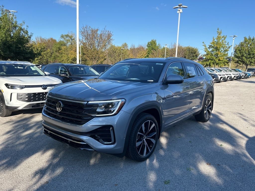 2026 Volkswagen Atlas Cross Sport 2.0T SEL Premium R-Line