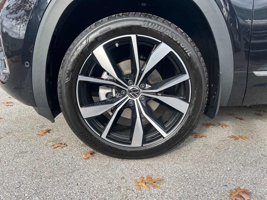 2026 Volkswagen Atlas Cross Sport 2.0T SEL Premium R-Line