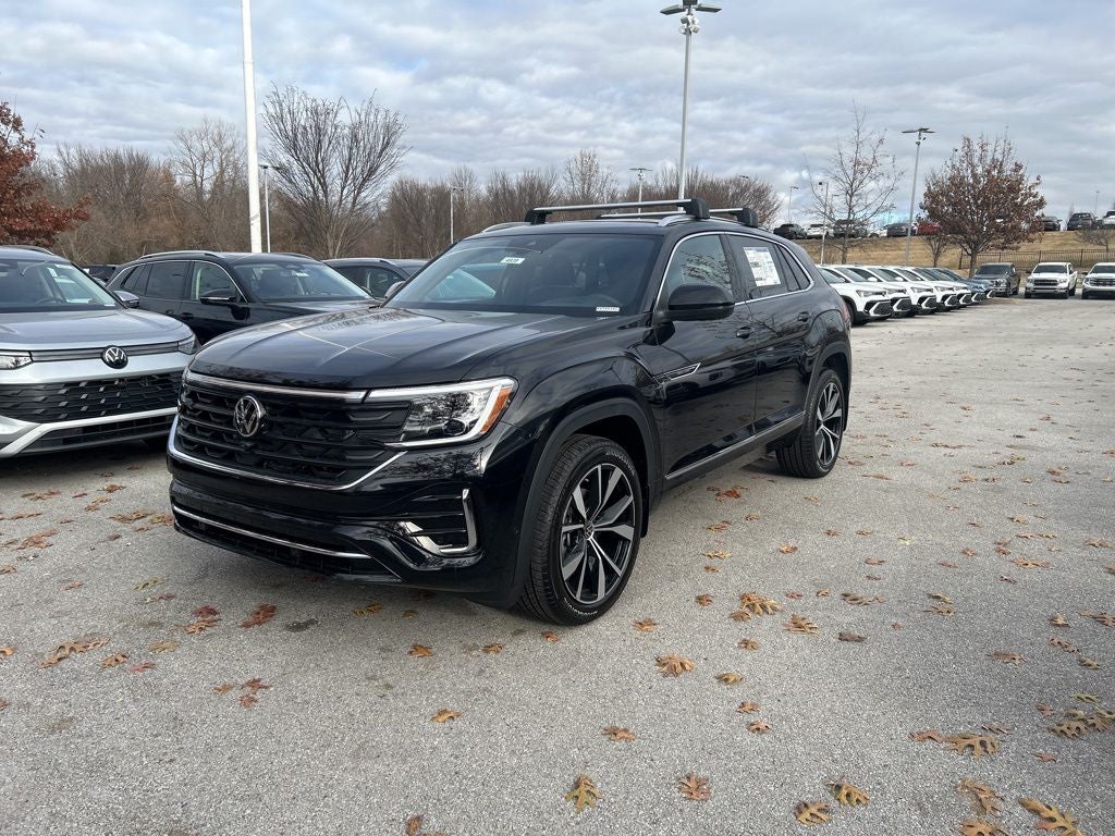 2026 Volkswagen Atlas Cross Sport 2.0T SEL Premium R-Line