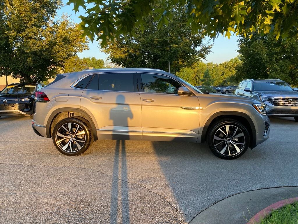 2026 Volkswagen Atlas Cross Sport SEL Premium R-Line