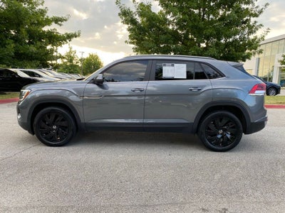 2025 Volkswagen Atlas Cross Sport 2.0T SE w/Technology