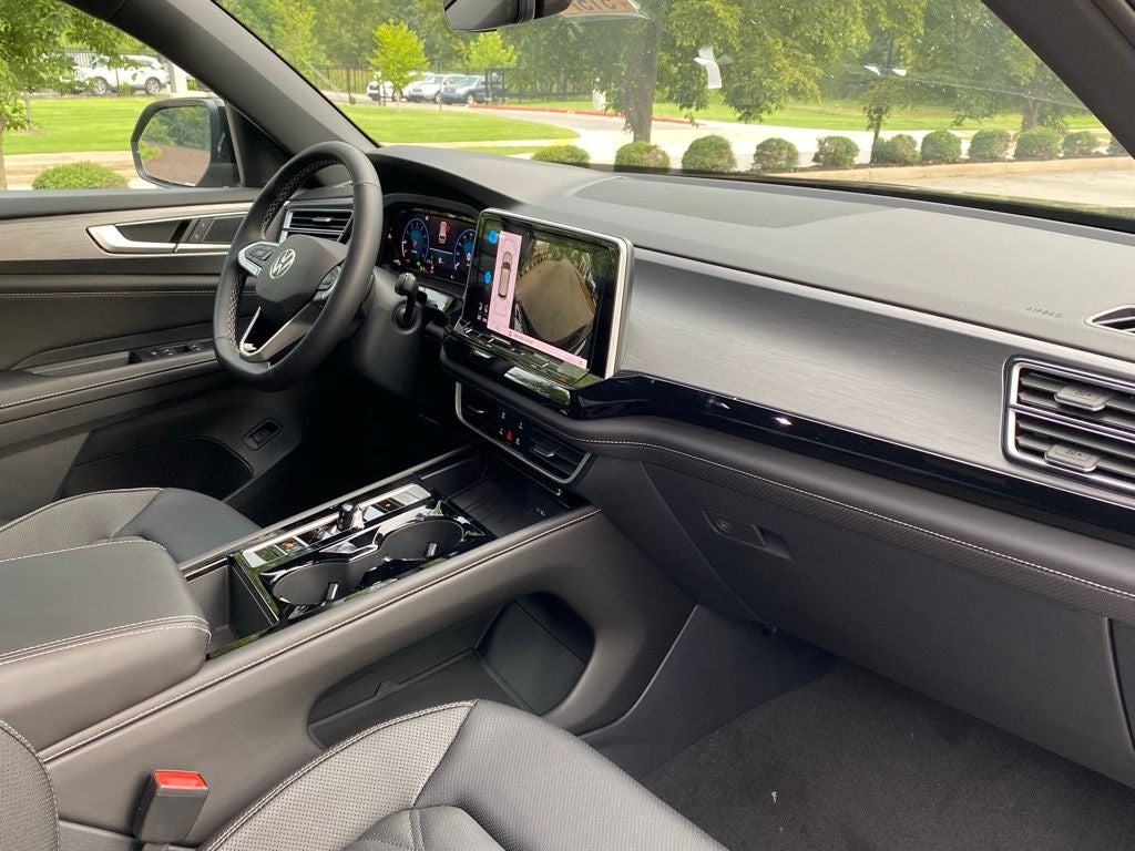 2026 Volkswagen Atlas Cross Sport SE w/Technology