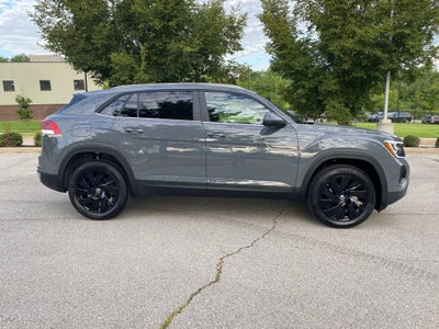 2026 Volkswagen Atlas Cross Sport SE w/Technology