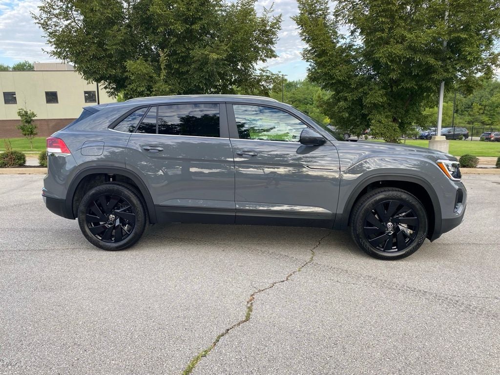 2026 Volkswagen Atlas Cross Sport SE w/Technology