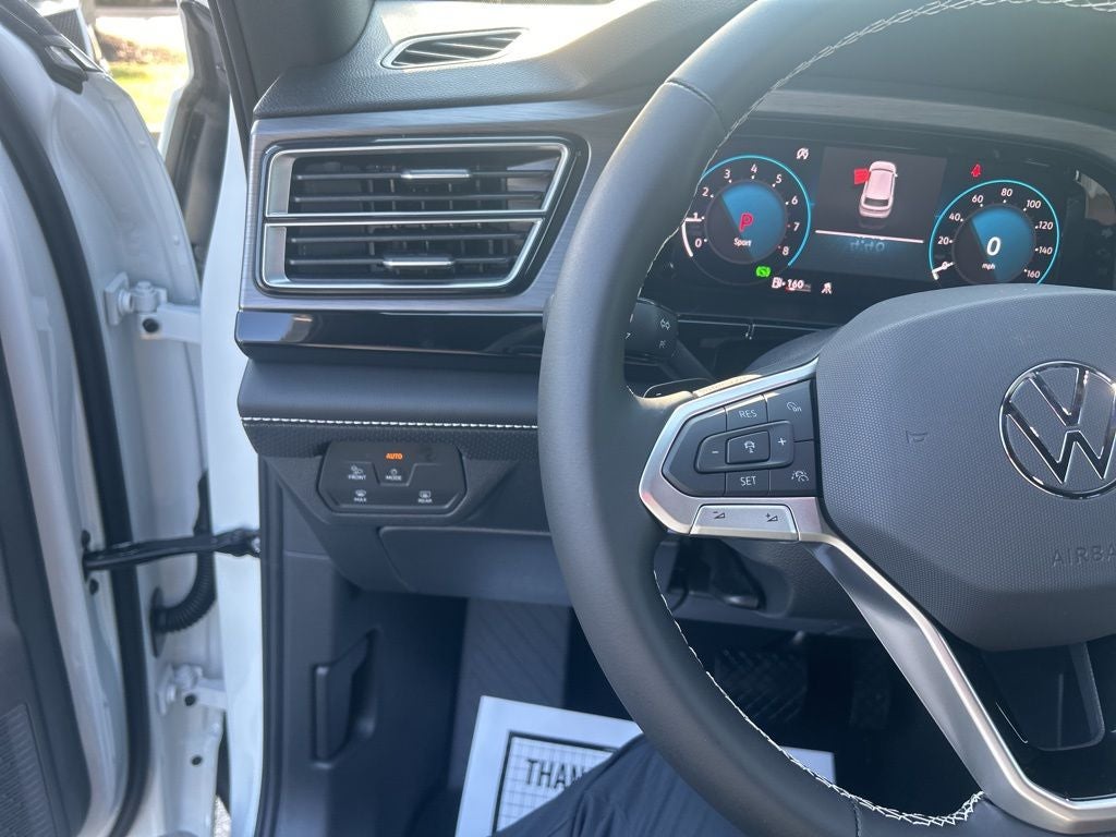 2026 Volkswagen Atlas Cross Sport 2.0T SE