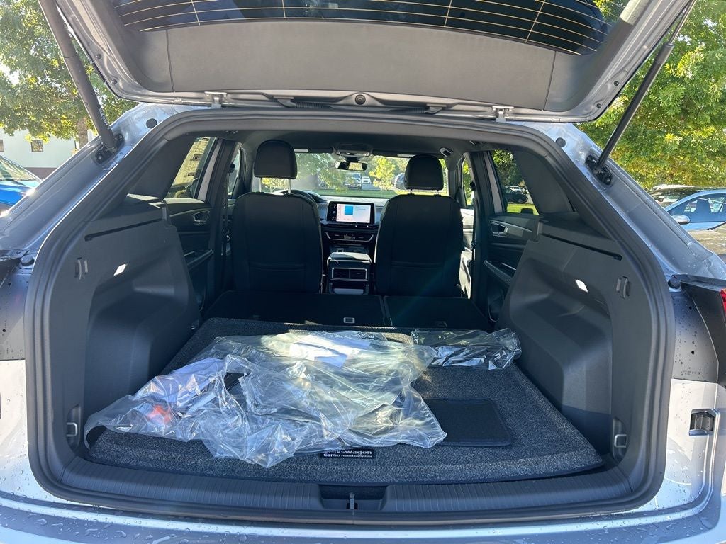 2026 Volkswagen Atlas Cross Sport 2.0T SE