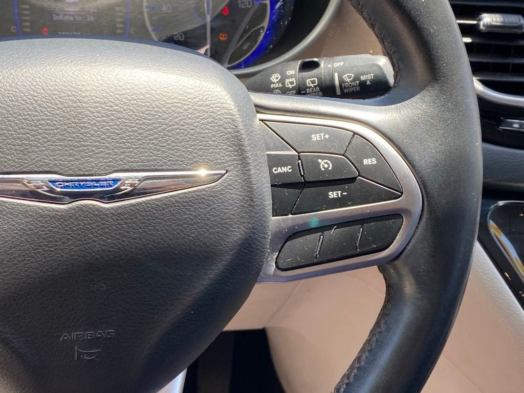 2017 Chrysler Pacifica Touring L