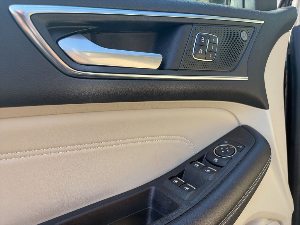 2021 Ford Edge Titanium 1-OWNER CLEAN CARFAX