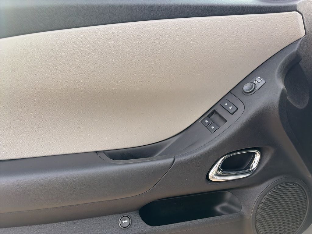 2015 Chevrolet Camaro 2LS